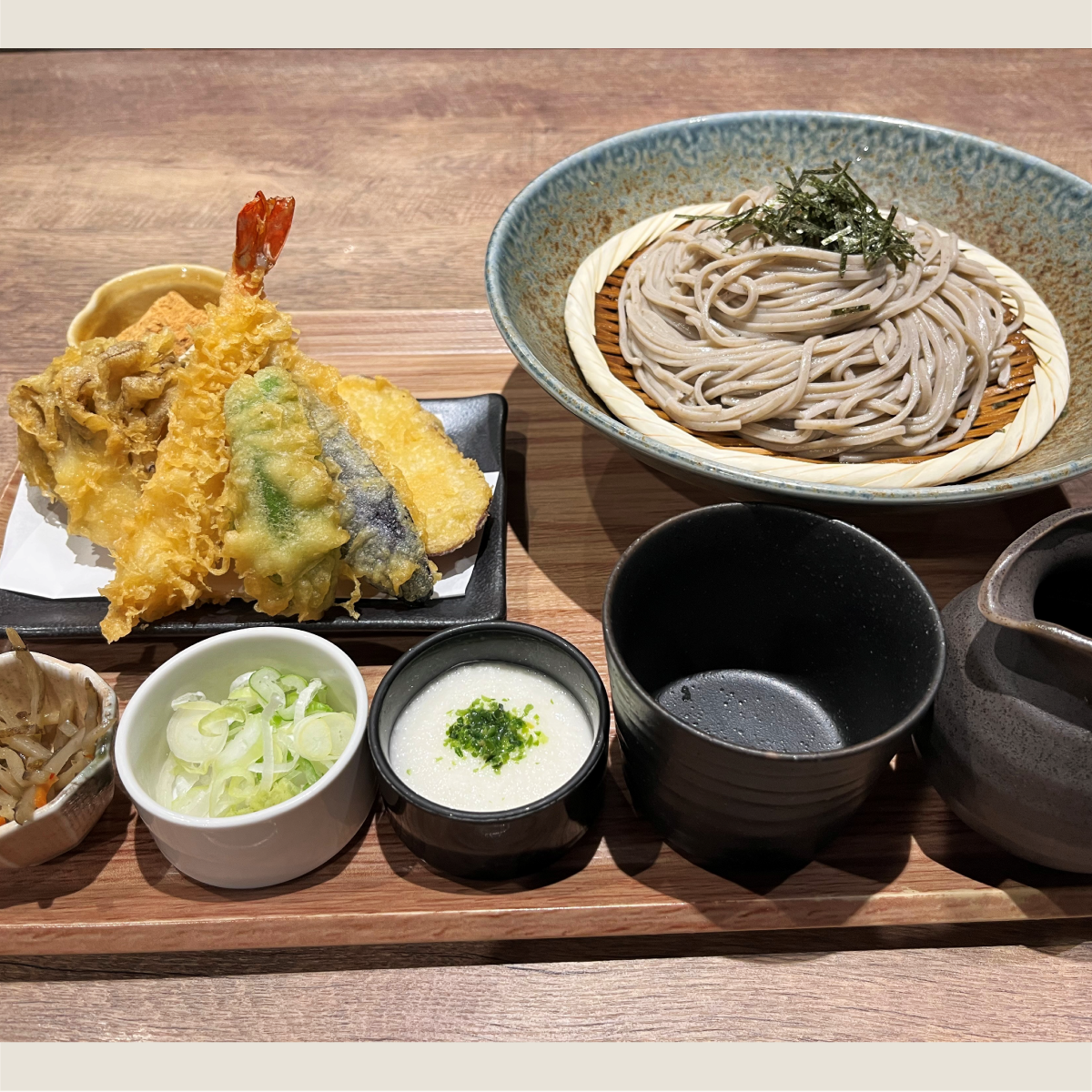 十割そばと江戸前天ぷら 囲炉裏